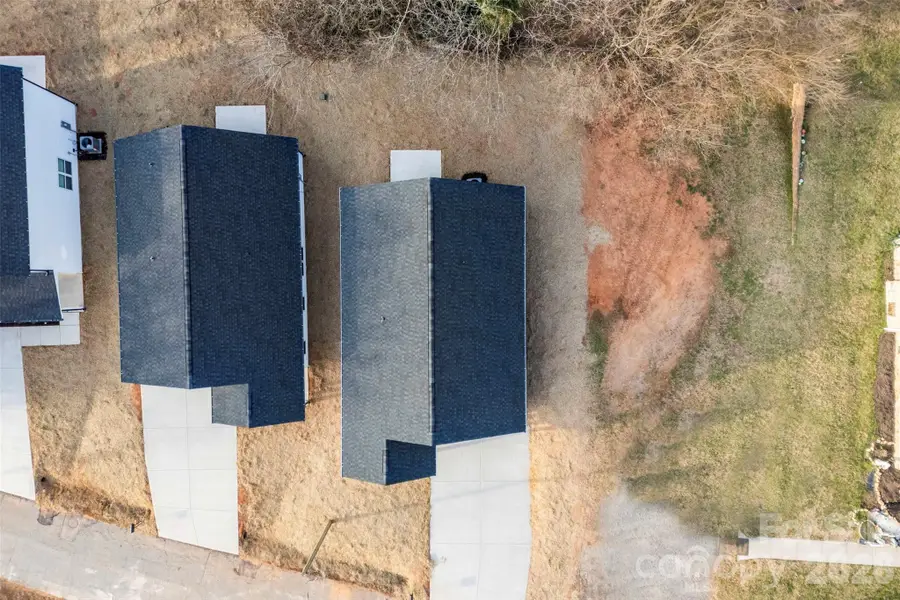 1554 7th Avenue Drive Sw #2D, Hickory, NC 28602 - Image #2