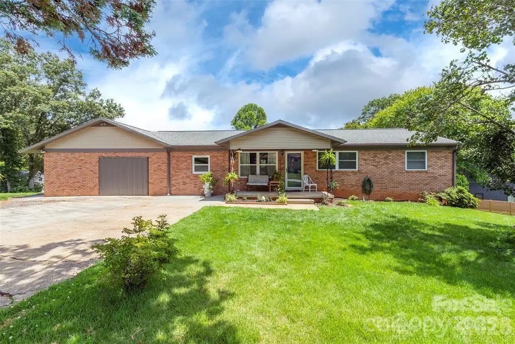 39 N Pershing Road, Asheville, NC 28805 - Image #1