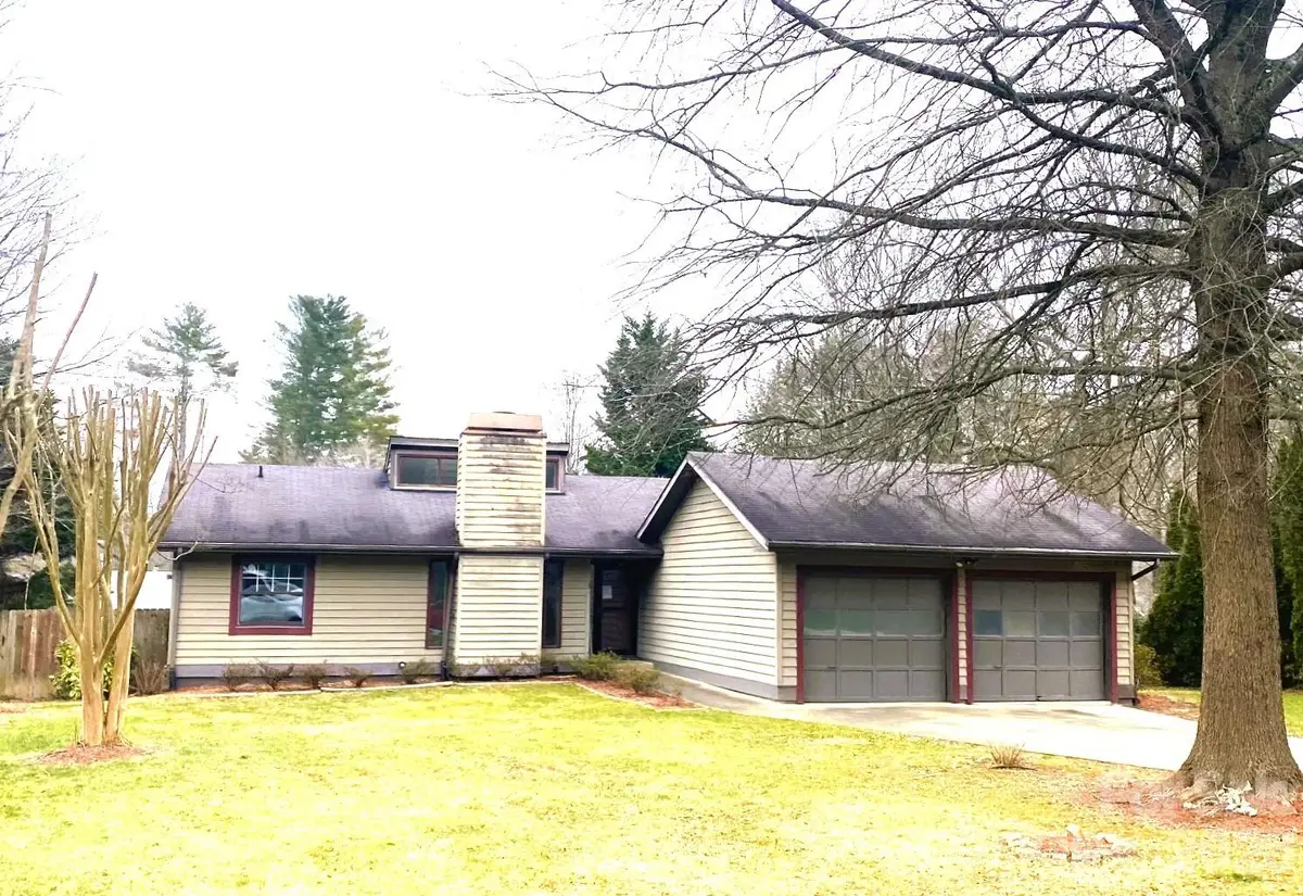 15 Golden Oaks Lane, Fletcher, NC 28732 - Image #1