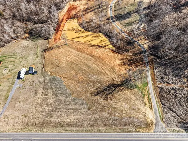 000 Us Highway 601 Highway N #2B, Mocksville, NC 27028