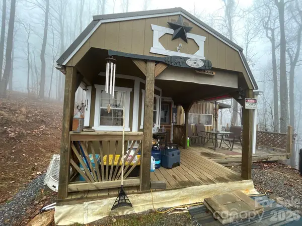 293 Dogwood Road, Moravian Falls, NC 28654