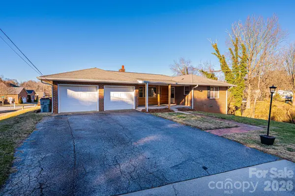 620 Diamondhead Drive Ne, Lenoir, NC 28645