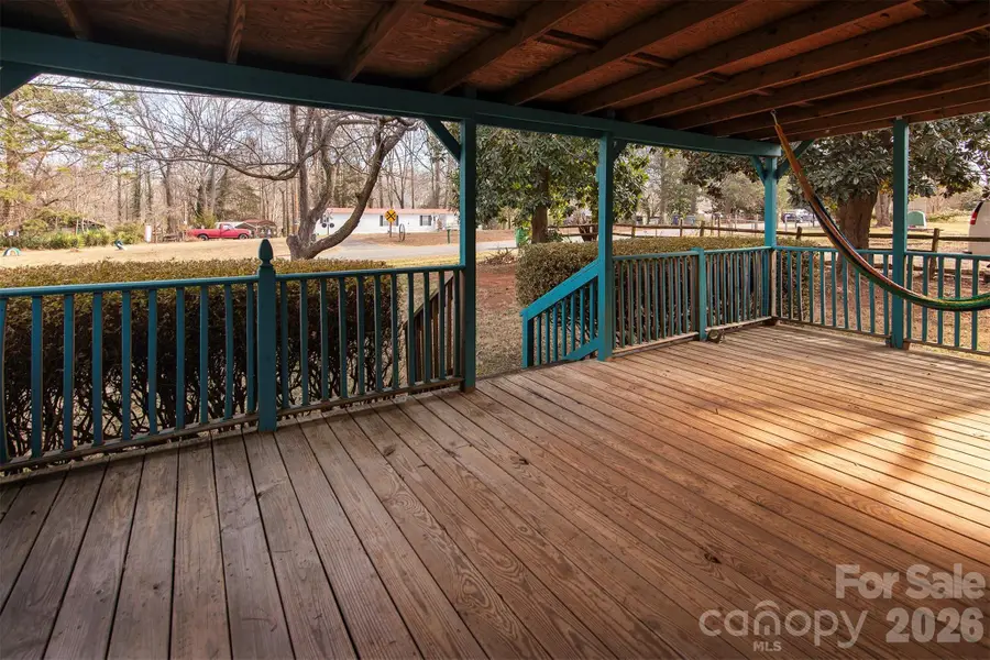 5727 Thompson Road, Charlotte, NC 28216 - Image #3