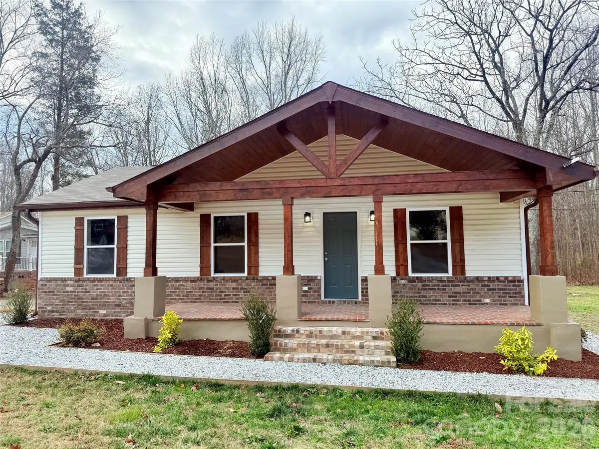 706 S Salisbury Avenue, Salisbury, NC 28146 - Image #1