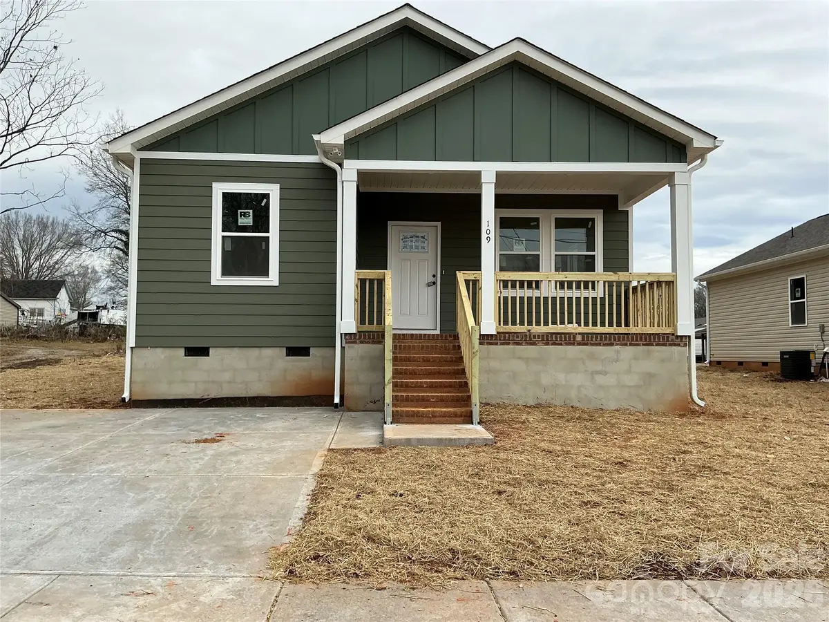 109 E Earnhardt Street, Salisbury, NC 28144 - Image #1