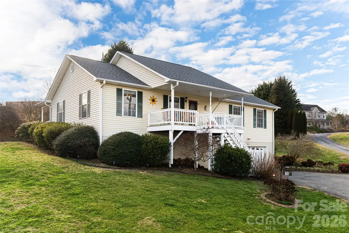 16 Kinsale Drive, Leicester, NC 28748 - Image #1