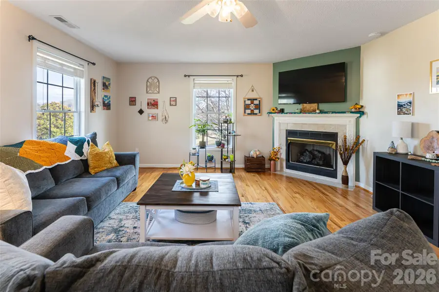 16 Kinsale Drive, Leicester, NC 28748 - Image #3