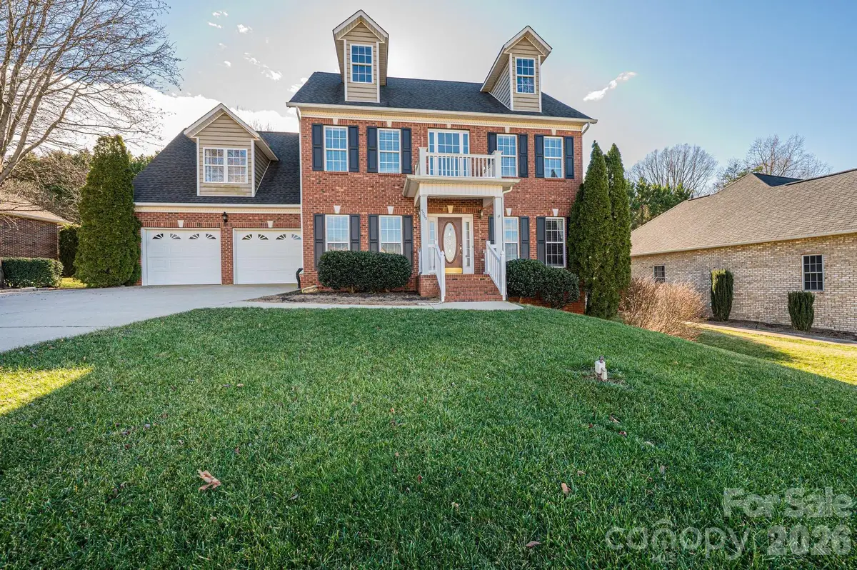 5045 Old River Drive, Hickory, NC 28602 - Image #1