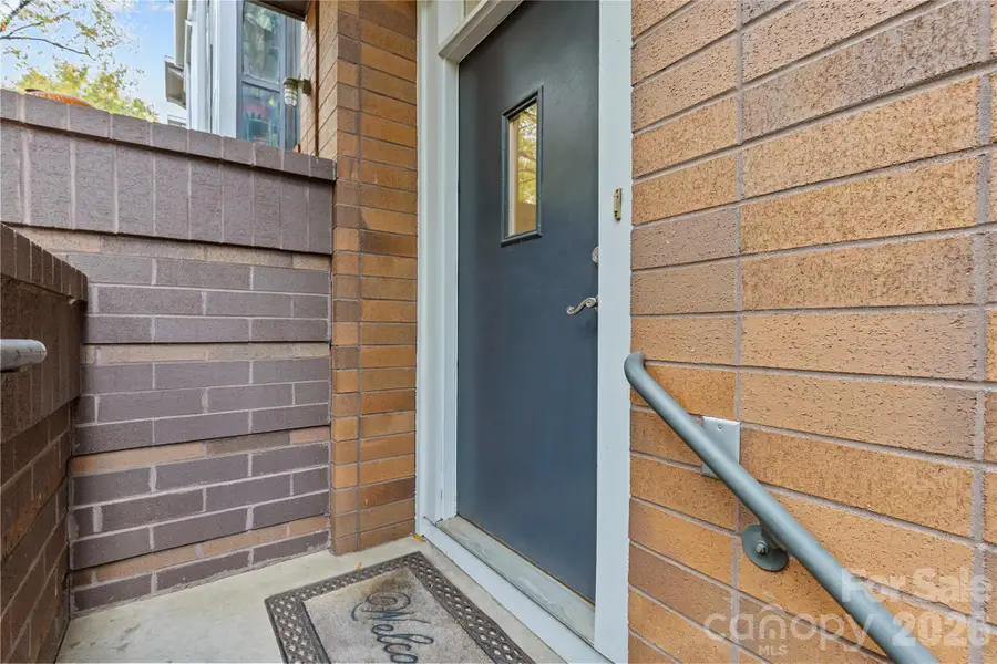 623 E 10th Street, Charlotte, NC 28202 - #3