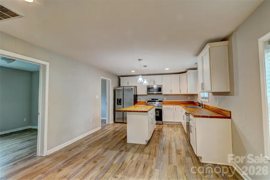 202 Ramsey Street, Cherryville, NC 28021 - Image #3