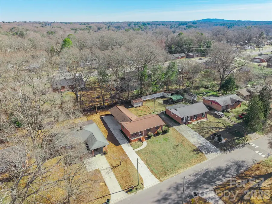 1700 Anthony Drive, Gastonia, NC 28052 - Image #2