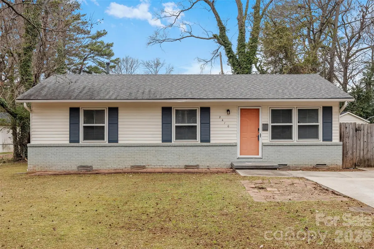 2410 Carrington Court, Charlotte, NC 28208 - Image #1