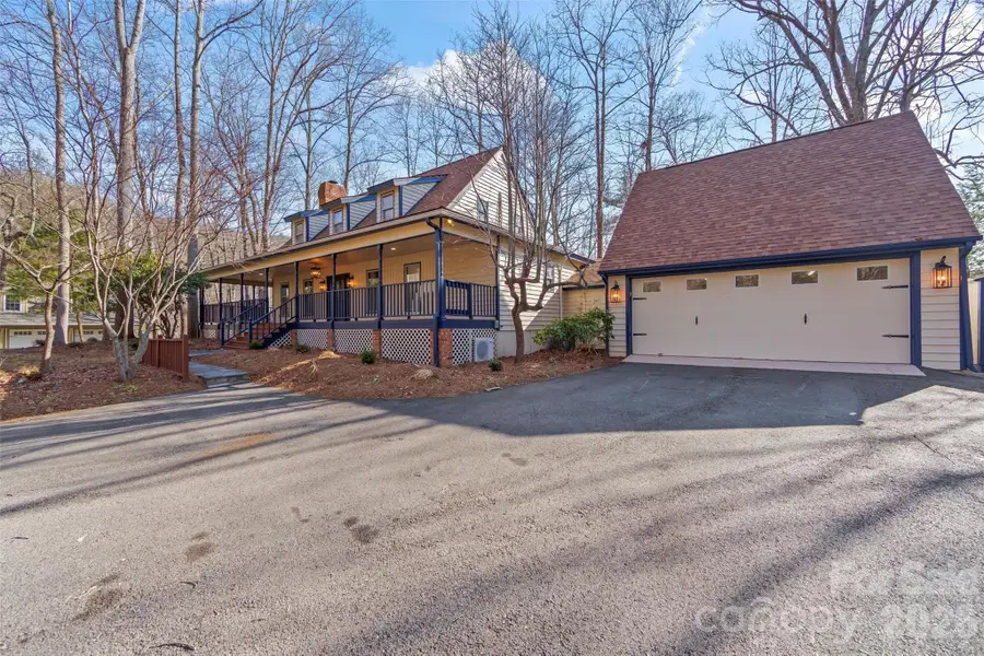8 Indian Ridge Road, Asheville, NC 28803 - #2