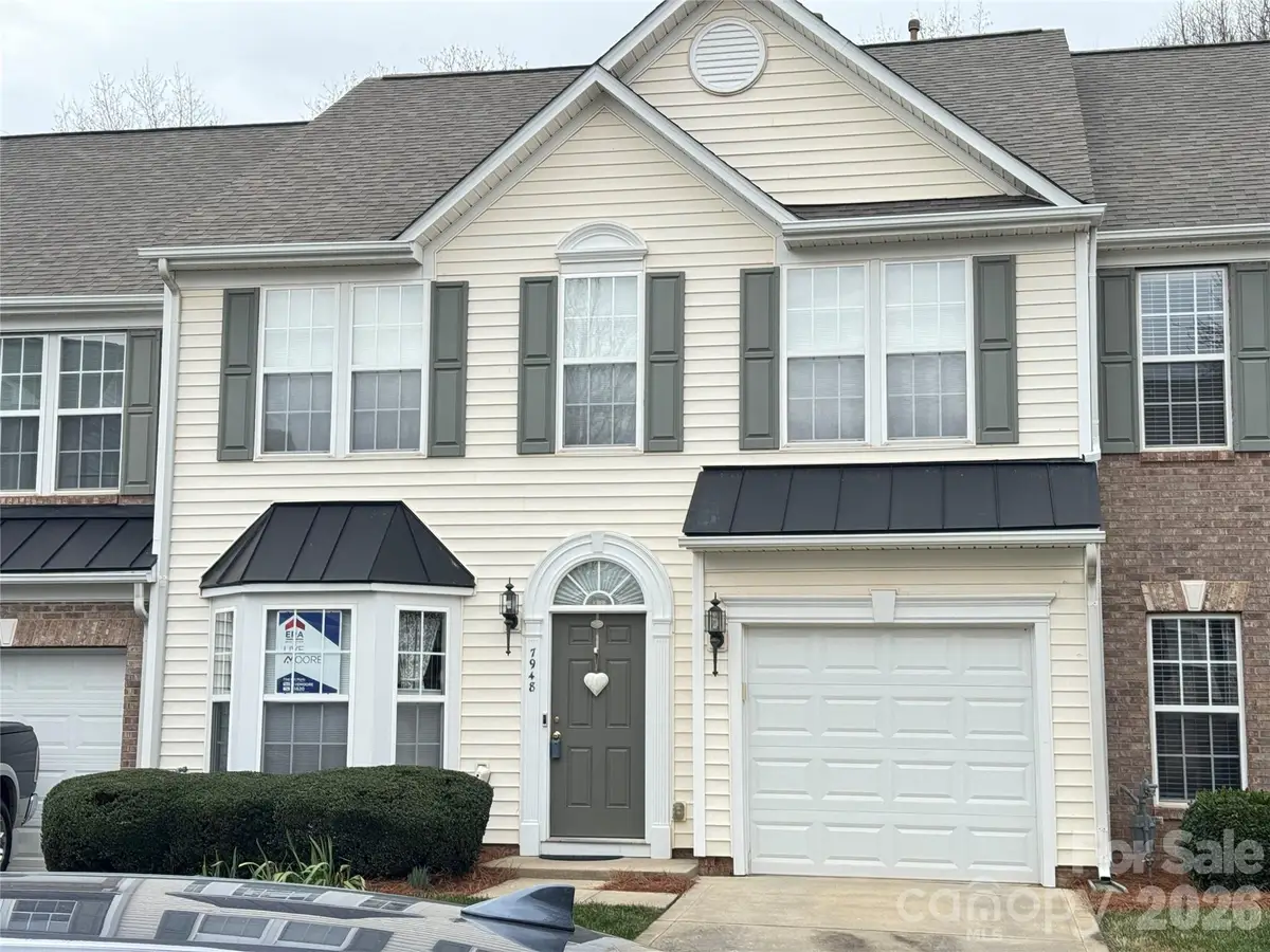 7948 Mariners Pointe Circle, Denver, NC 28037 - Image #1