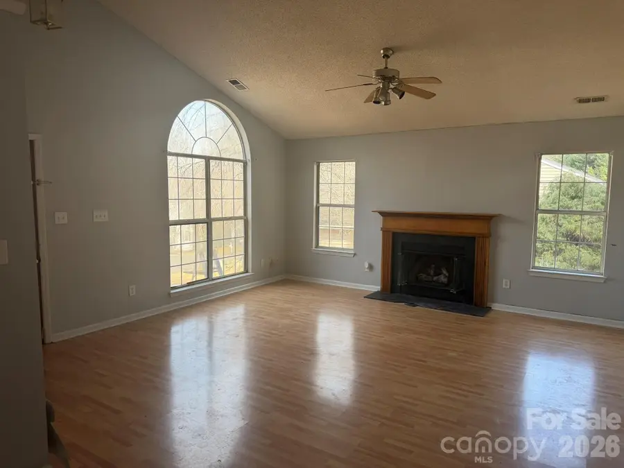 7821 Royce Hall Lane #42, Charlotte, NC 28216 - Image #2