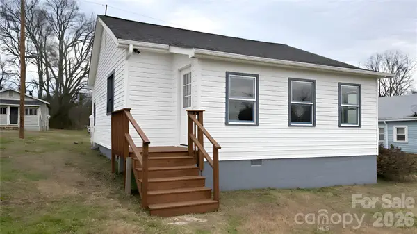 105 E Hartford Avenue, Bessemer City, NC 28016