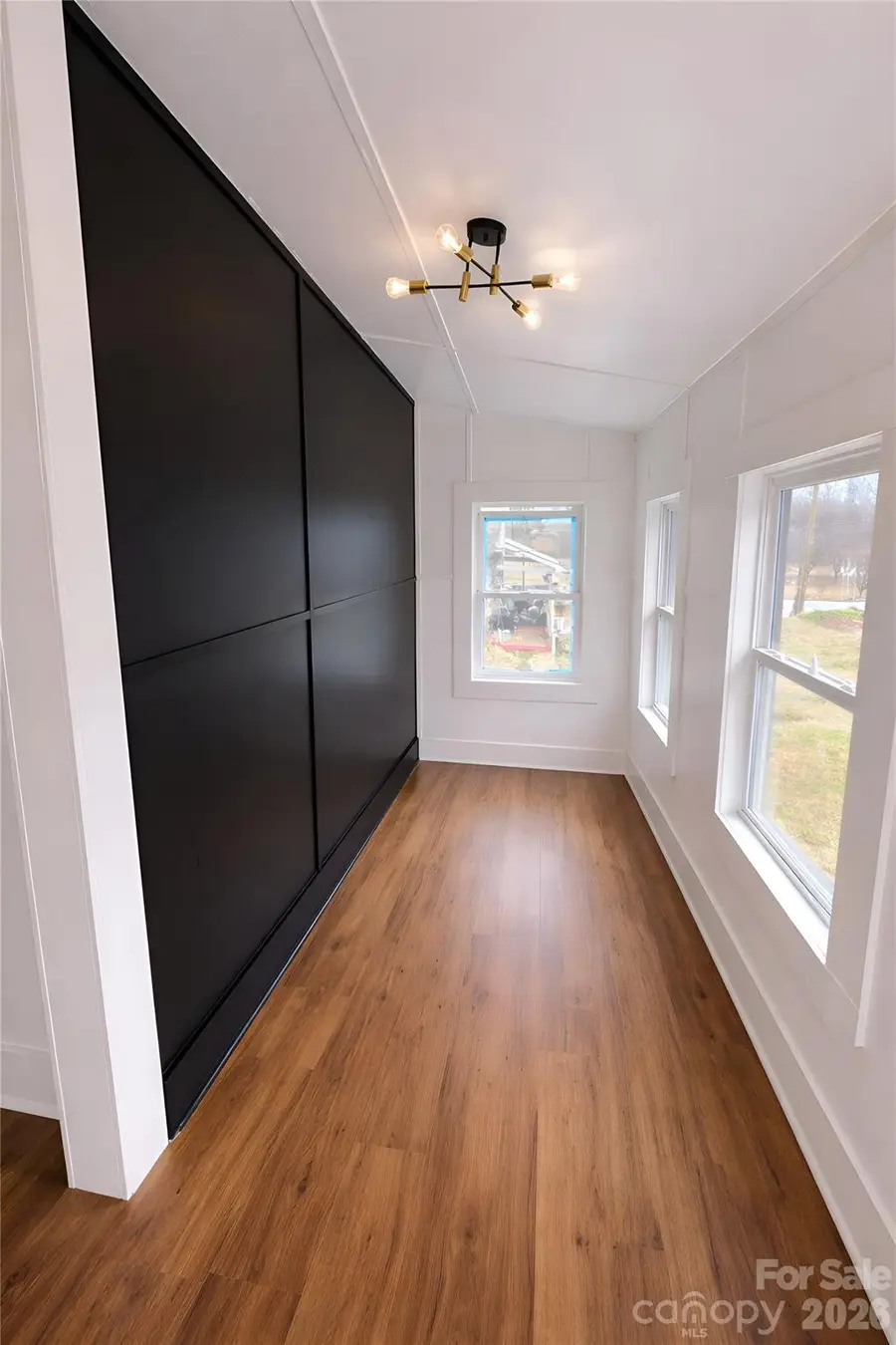 105 E Hartford Avenue, Bessemer City, NC 28016 - Image #2