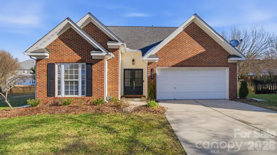 1004 Mortlock Court, Indian Trail, NC 28079 - Image #2
