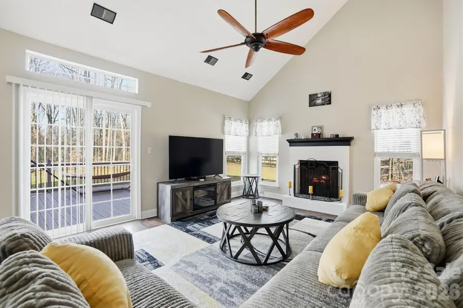 7344 Maitland Lane, Charlotte, NC 28215 - Image #3