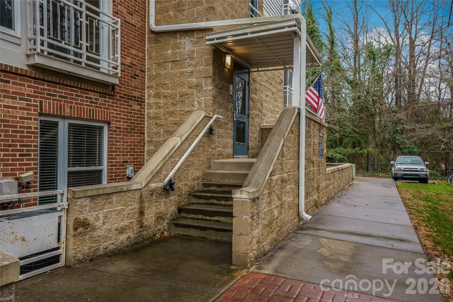 3905 Picasso Court, Charlotte, NC 28205 - Image #3