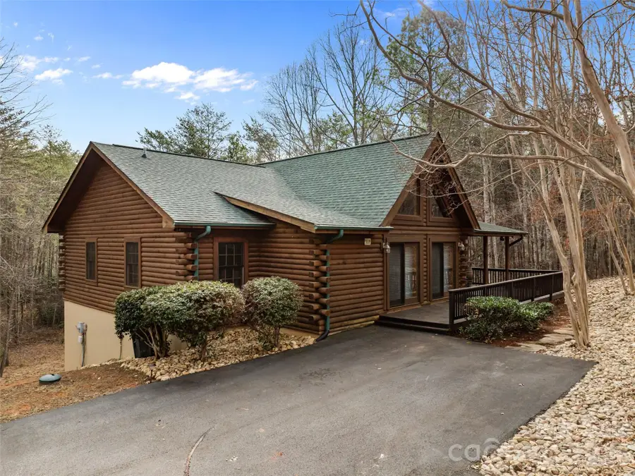 134 Mcdaniel Court, Lake Lure, NC 28746 - Image #3