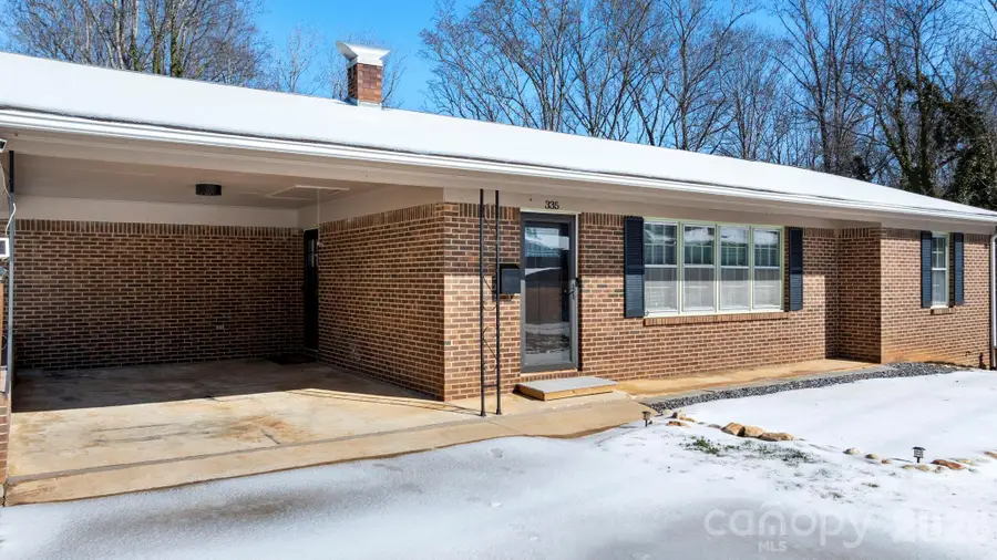 335 Eastview Place Nw, Lenoir, NC 28645 - Image #3