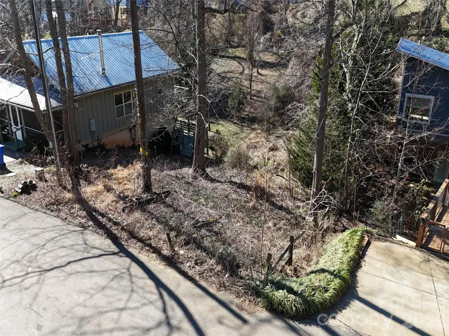 56 Moore Avenue, Asheville, NC 28806 - Image #3
