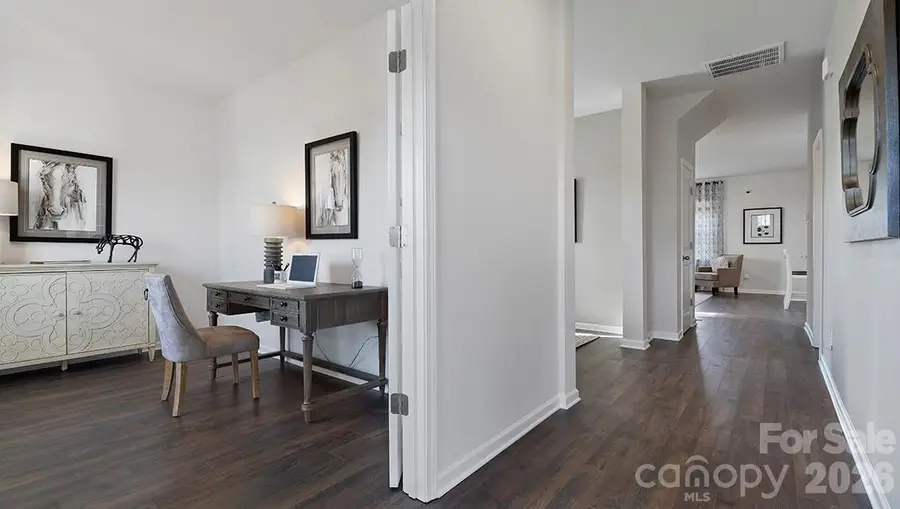 5105 Shallow Brook Drive, Charlotte, NC 28215 - Image #3