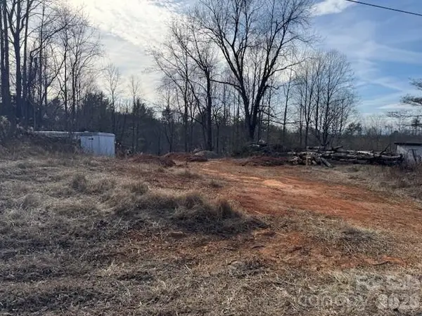 2573 Dogwood Street, Morganton, NC 28655