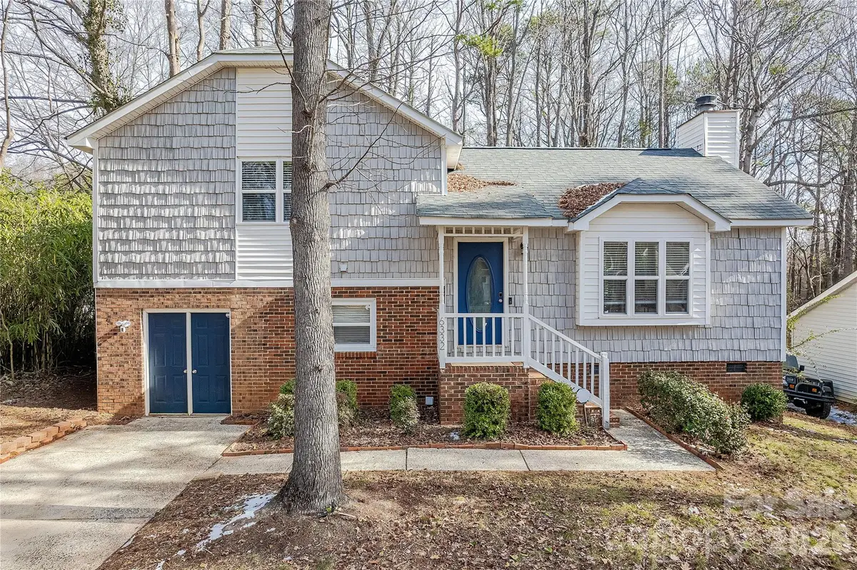 6332 Round Hill Road, Charlotte, NC 28211 - Image #1