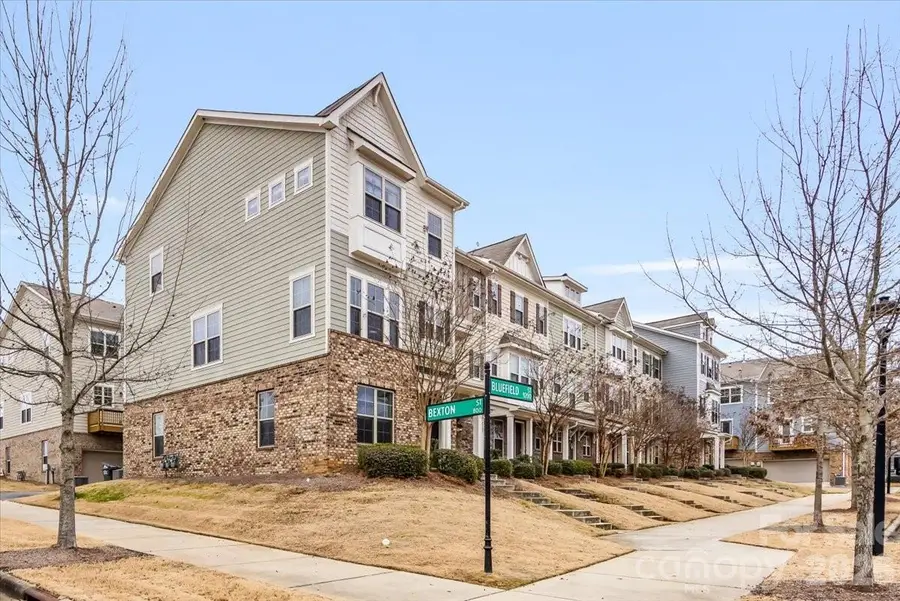 9205 Bluefield Street, Charlotte, NC 28273 - Image #2