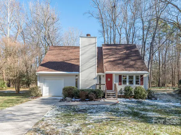 230 Oak Creek Drive, Charlotte, NC 28270