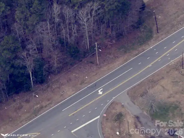 2113 Breezewood Drive, Charlotte, NC 28262