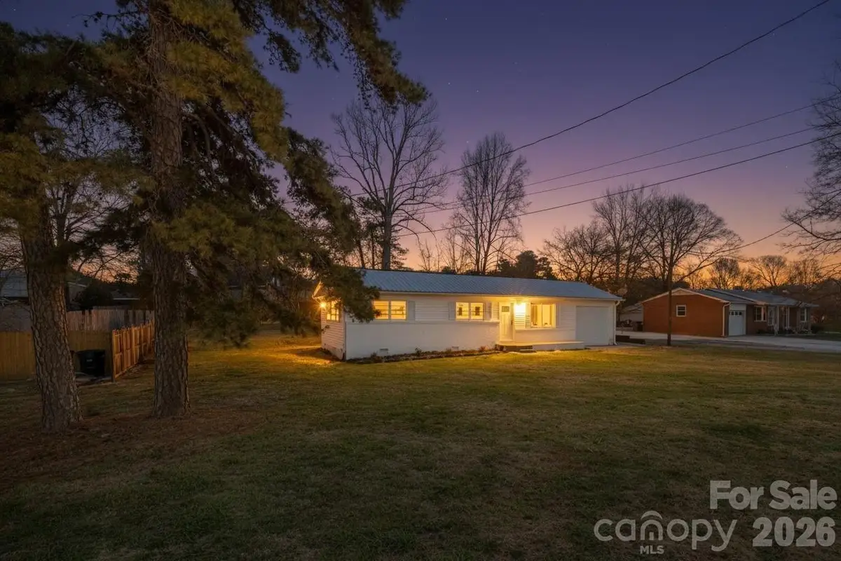 339 S Eastway Drive, Troutman, NC 28166 - #1