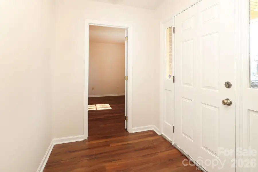 9013 Raintree Lane, Charlotte, NC 28277 - Image #3