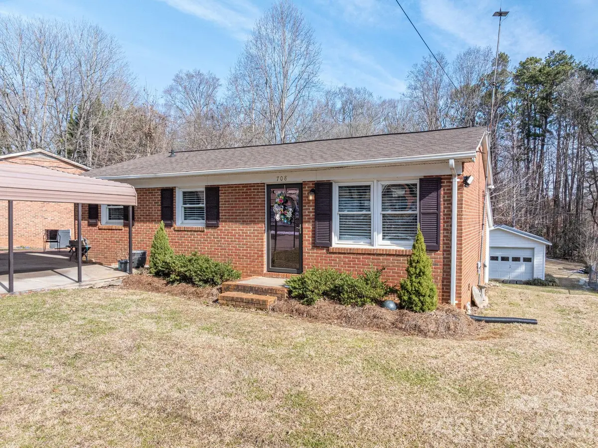 708 Noles Drive, Mount Holly, NC 28120 - Image #1