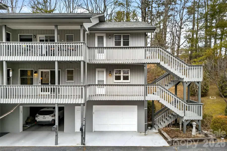 72 Country Club Woods Drive, Spruce Pine, NC 28777 - Image #2