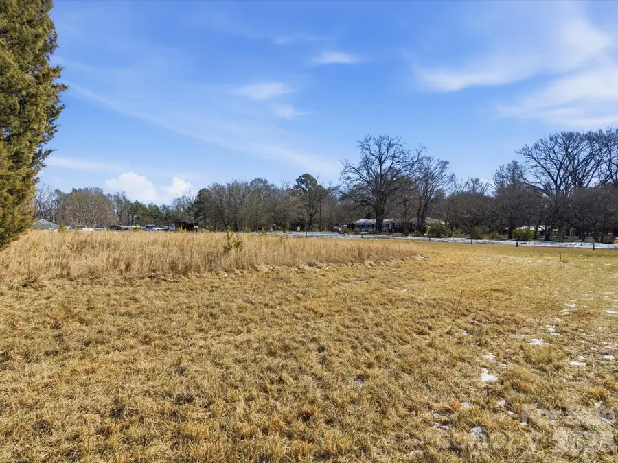 5822 Oakridge Road, Clover, SC 29710 - Image #2