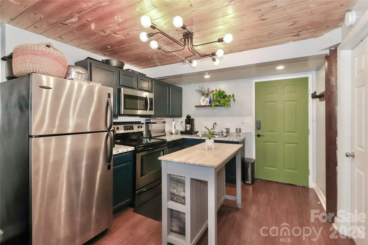 201 S Hoskins Road #315, Charlotte, NC 28208 - #1