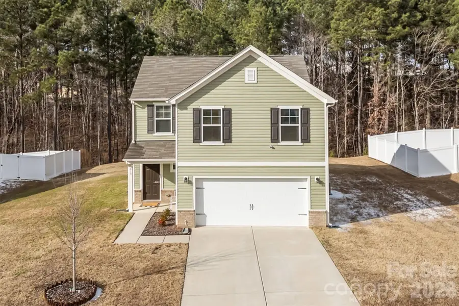 819 Yorkshire Drive, Albemarle, NC 28001 - Image #2