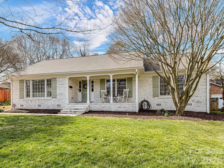 4208 Ashton Drive, Charlotte, NC 28210 - #3