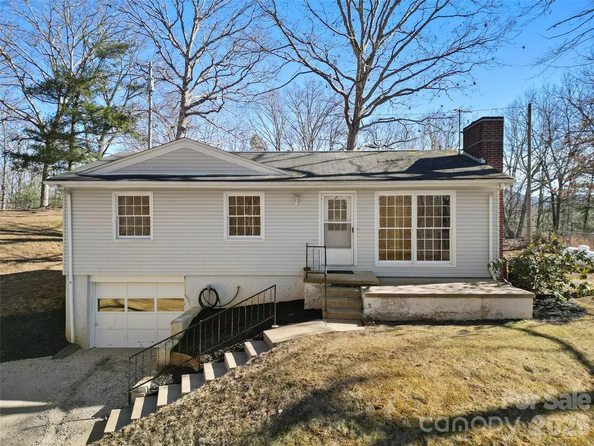 76 Maple Springs Road, Asheville, NC 28805 - Image #1