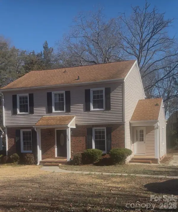 2240 Lawton Bluff Road, Charlotte, NC 28226