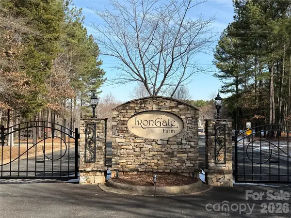 868 Bellegray Road, Clover, SC 29710