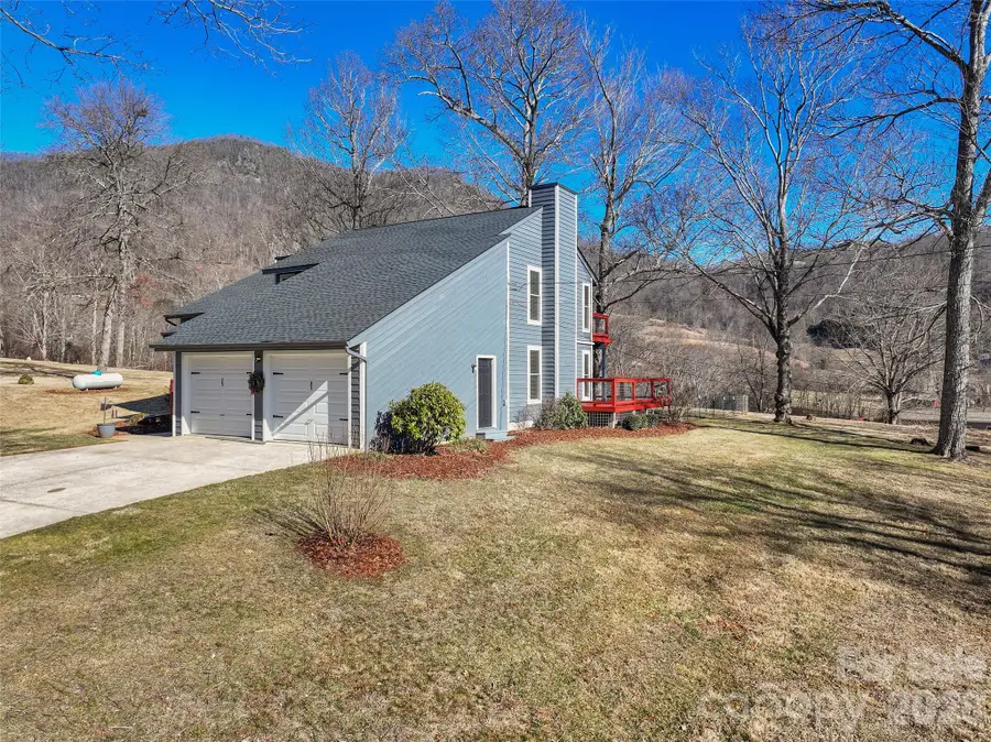 1672 Worley Cove Road, Canton, NC 28716 - Image #2