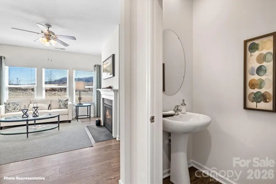 612 13th Avenue Drive Ne, Hickory, NC 28601 - Image #3