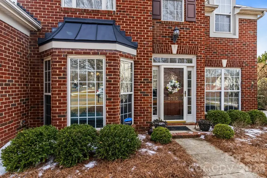 5715 Whitegate Lane, Charlotte, NC 28269 - Image #2