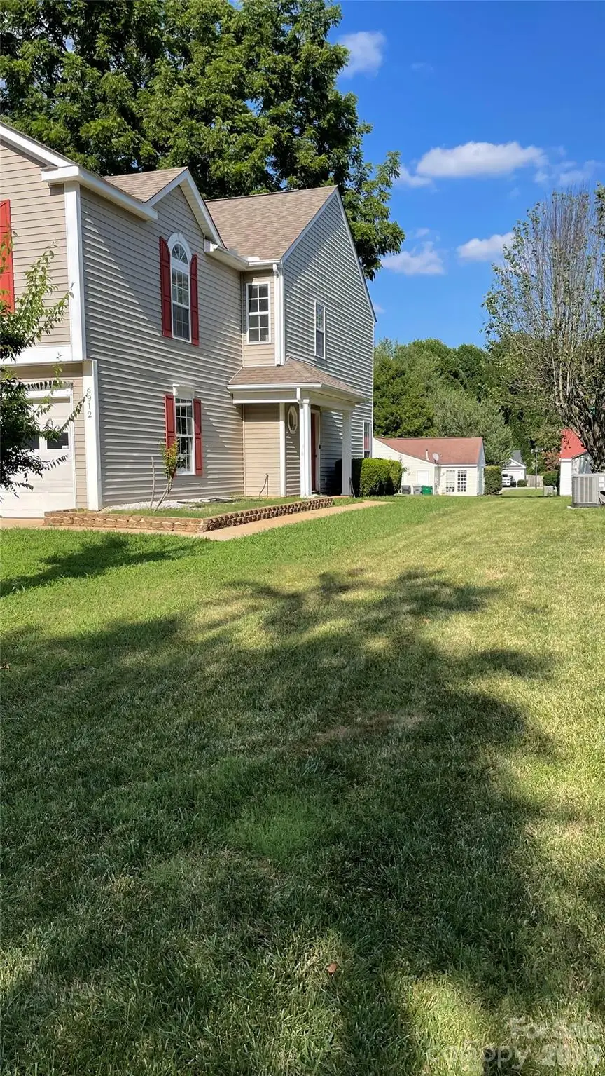 6912 Alanbrook Road, Charlotte, NC 28215 - #2