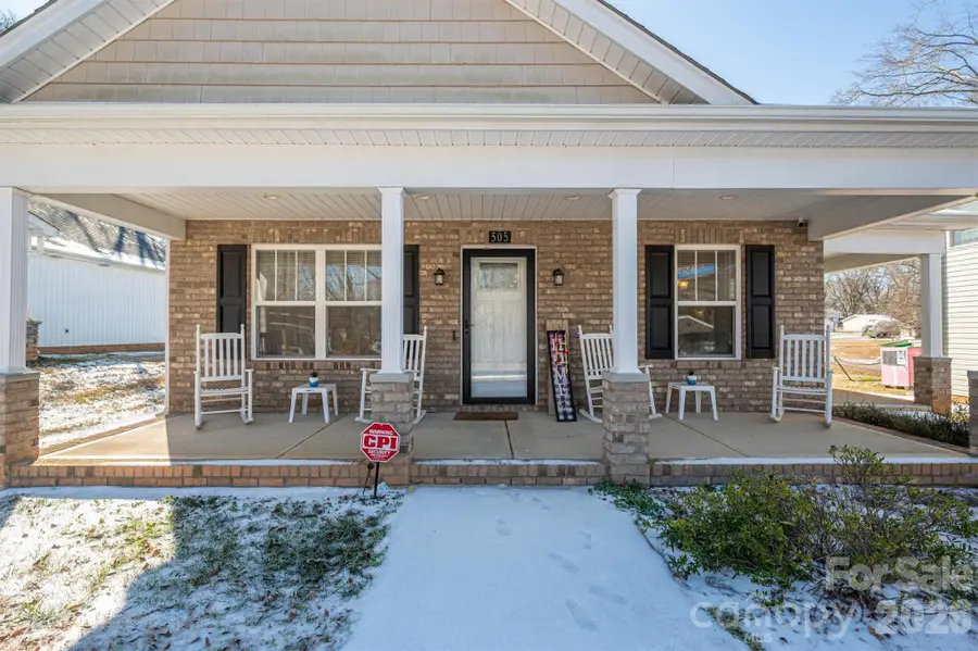 505 E Cloninger Street, Dallas, NC 28034 - Image #2