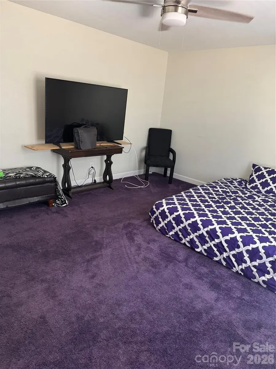 2629 Stream Bank Drive, Charlotte, NC 28269 - Image #2